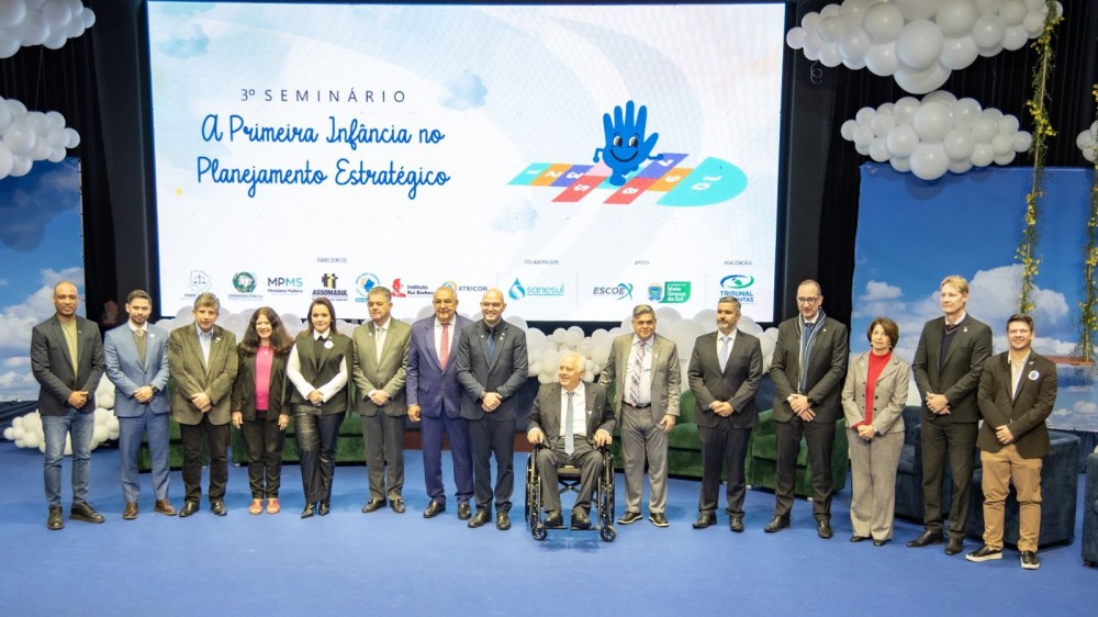 TCE-MS consolida 2 anos do Programa da Primeira Infância em evento com mais de mil participantes