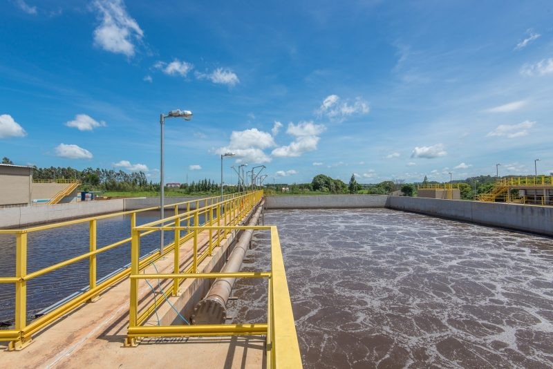 Águas Guariroba e Ambiental MS bloqueiam despejo de 2,5 mil piscinas de esgoto
