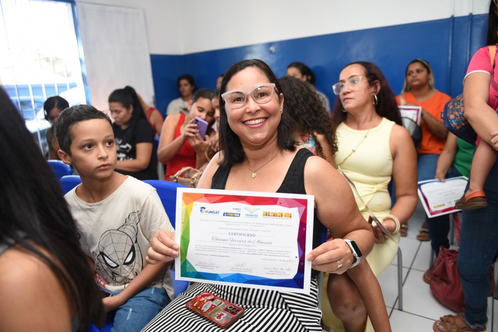 Sucesso do “Mulheres Mil”: 50 alunas se formam na Funsat em Campo Grande