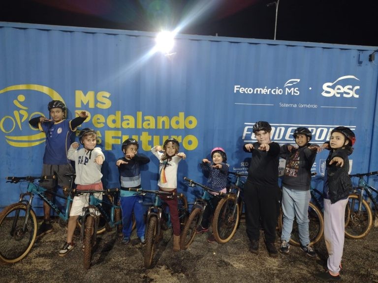 MS Pedalando Para o Futuro atende 400 crianças em 16 polos com foco no ciclismo