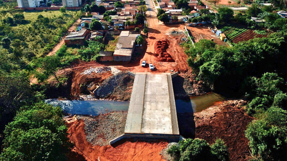 Governo Riedel expande infraestrutura e elimina travessias por pinguela no Lageado