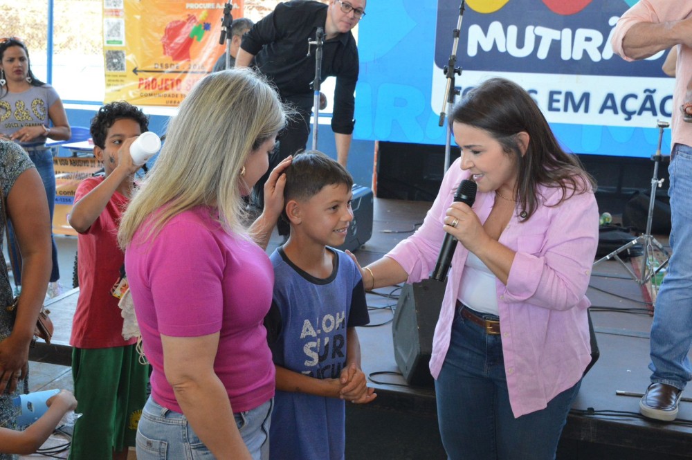 Todos em Ação: Adriane Lopes celebra o programa como símbolo de proximidade com a população