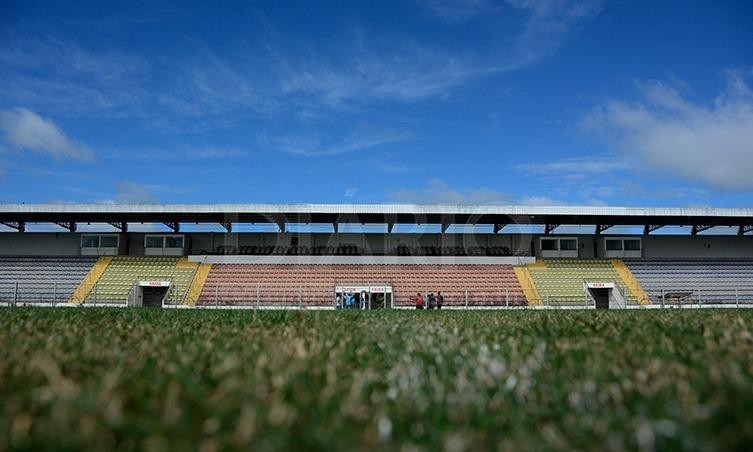 Estádio Arthur Marinho é liberado, e Corumbaense conta com a força da torcida em duelo decisivo
