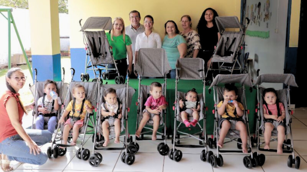 Prefeito Manoel Cido entrega 60 carrinhos de bebê e fortalece Educação Infantil em Anastácio
