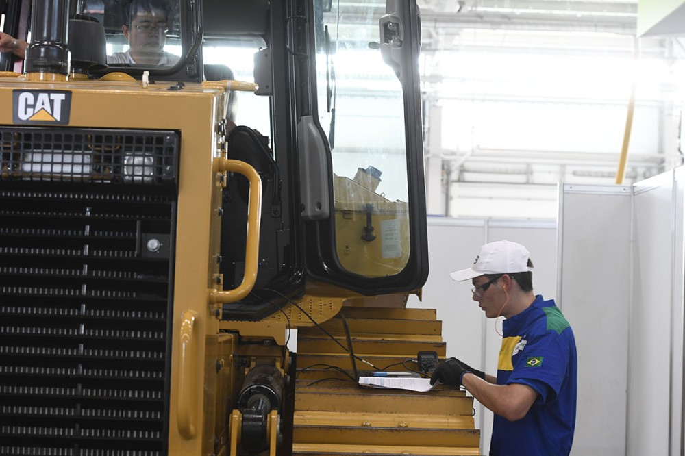 Capacitação do Senai impulsiona mercado, empregando mais de 95% dos técnicos no estado