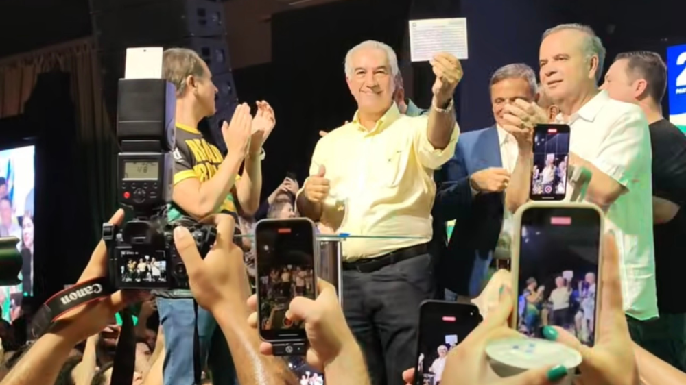 Fenômeno e potência: Reinaldo mobiliza multidão em ato de filiação ao PL e turbina base da direita em MS