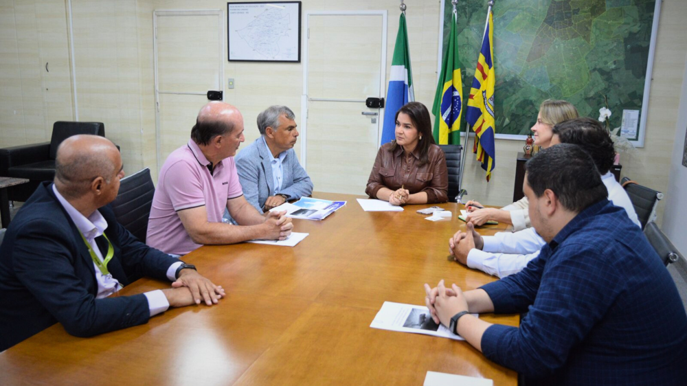 Prefeita Adriane Lopes valoriza parceria com Iquique para impulsionar a Rota Bioceânica