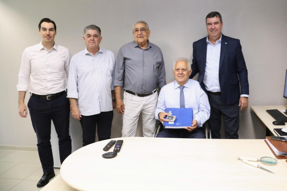 Tribunal de Contas de MS recebe documento com balanço da administração estadual