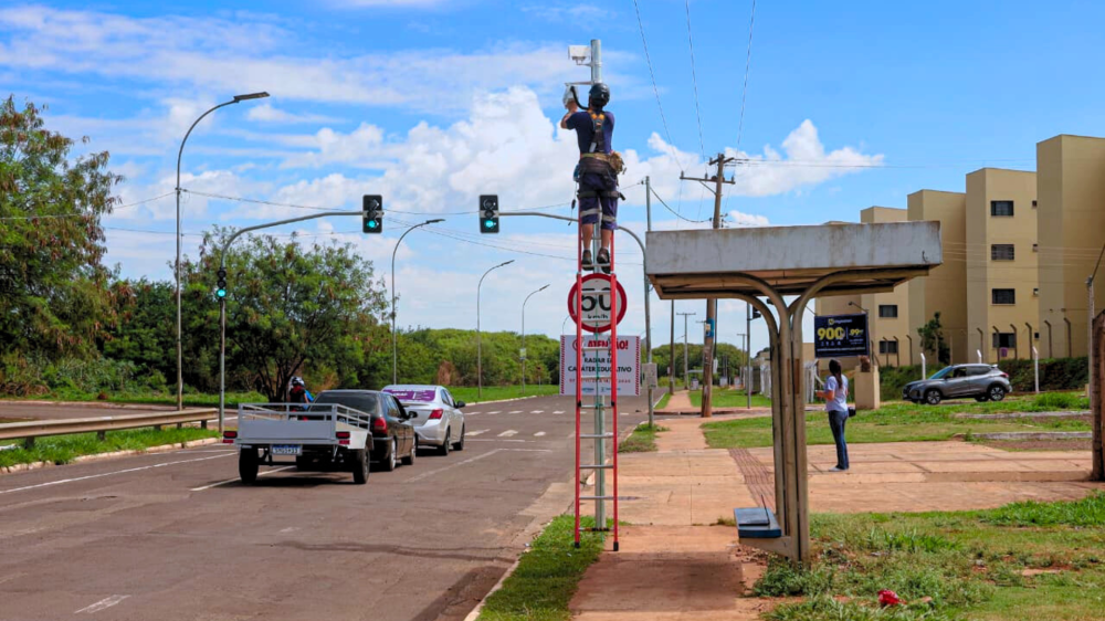 Novos pontos de fiscalização eletrônica monitoram trânsito em locais estratégicos da cidade