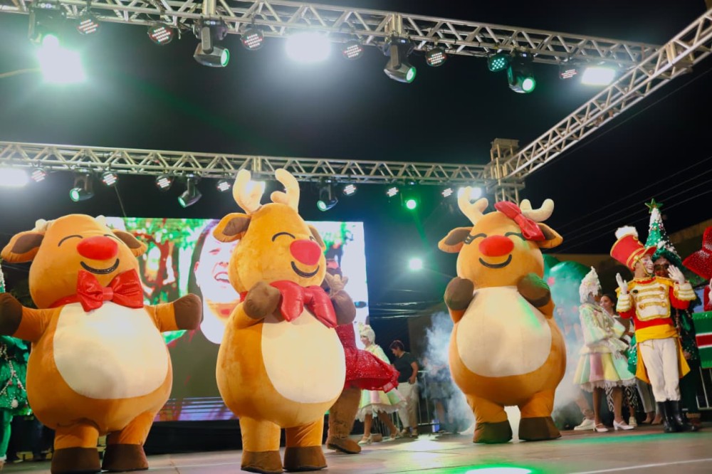 Abertura do Natal transforma Centro de Campo Grande em palco de festa para milhares de famílias