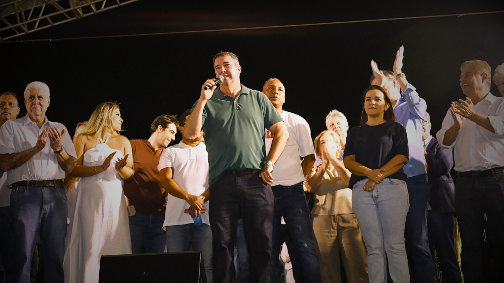 Governador Riedel anuncia pavimentação total, saída do Itamaracá e projeto de unidade da UEMS nas Moreninhas