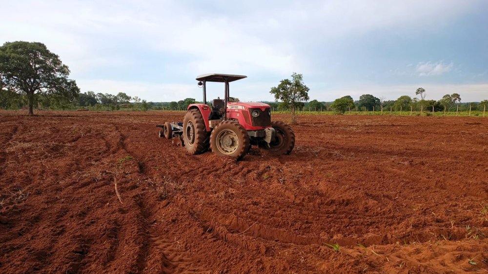 Investimento de R$ 1,4 milhão amplia frota agrícola e fortalece agricultura familiar na Capital