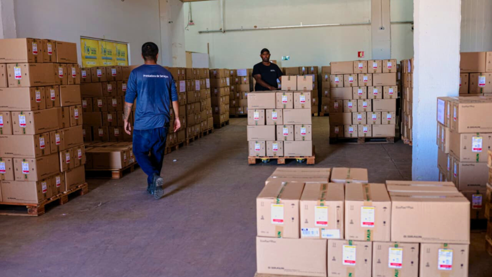 Sesau reorganiza logística e garante chegada de medicamentos às unidades básicas