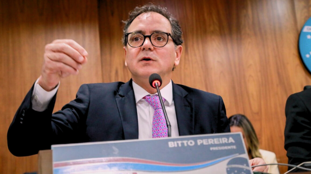 Presidente Bitto Pereira defende limitar em 10 anos mandato no STF