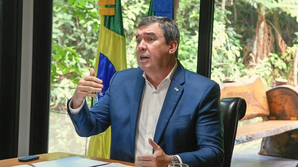 Eduardo Riedel lidera intenção de voto para o governo de Mato Grosso do Sul