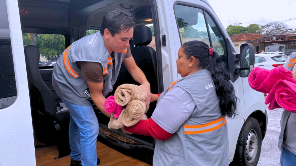 Mãos que doam amor: Campo Grande quer bater recorde na campanha do agasalho