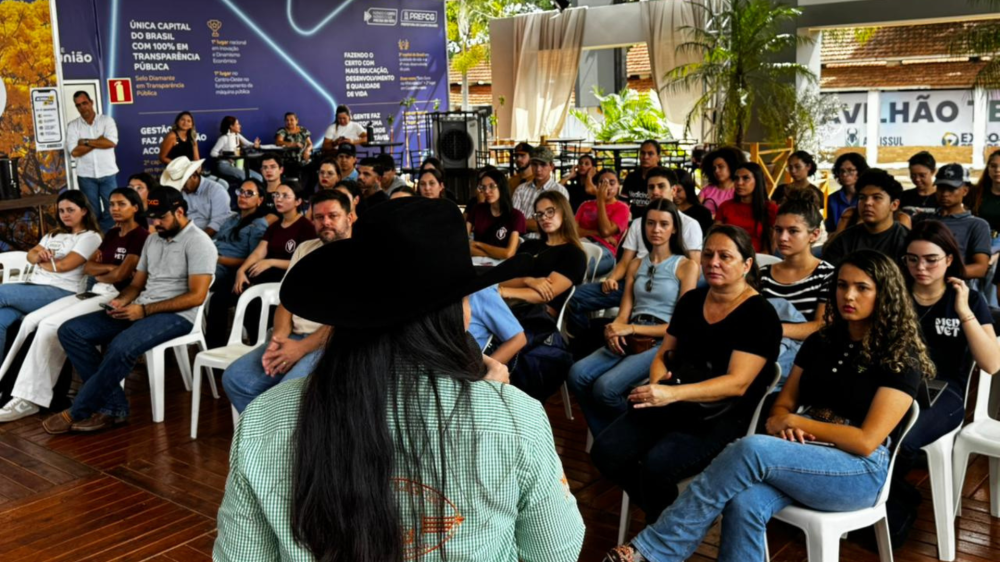 Curso gratuito aborda manejo neonatal de equinos