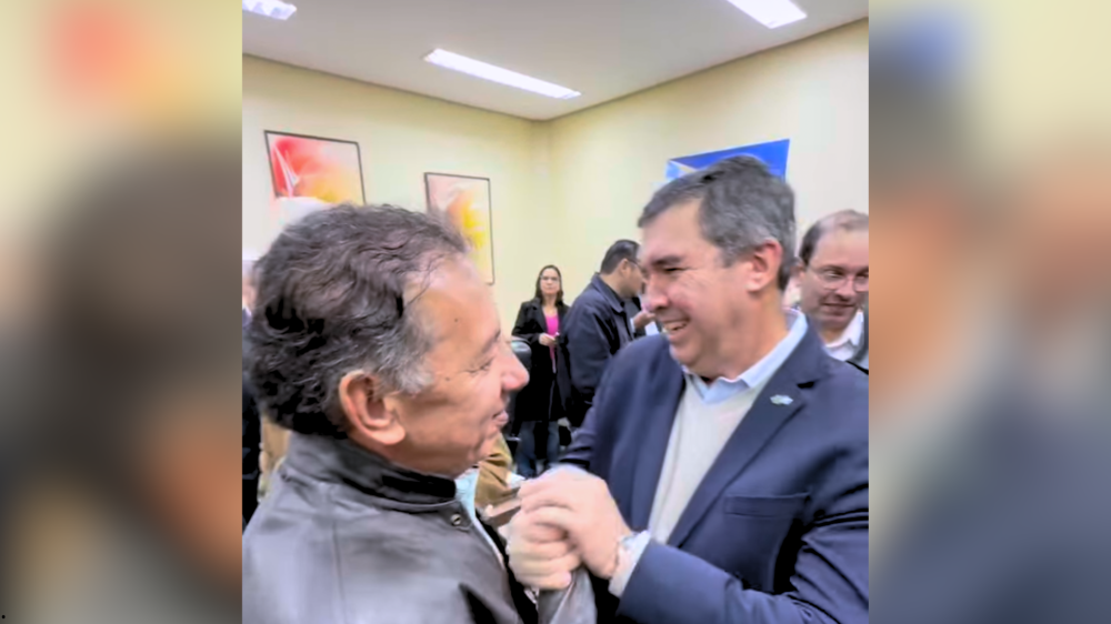 Gerson Claro prestigia entrega de título de cidadão honorário a Eduardo Riedel