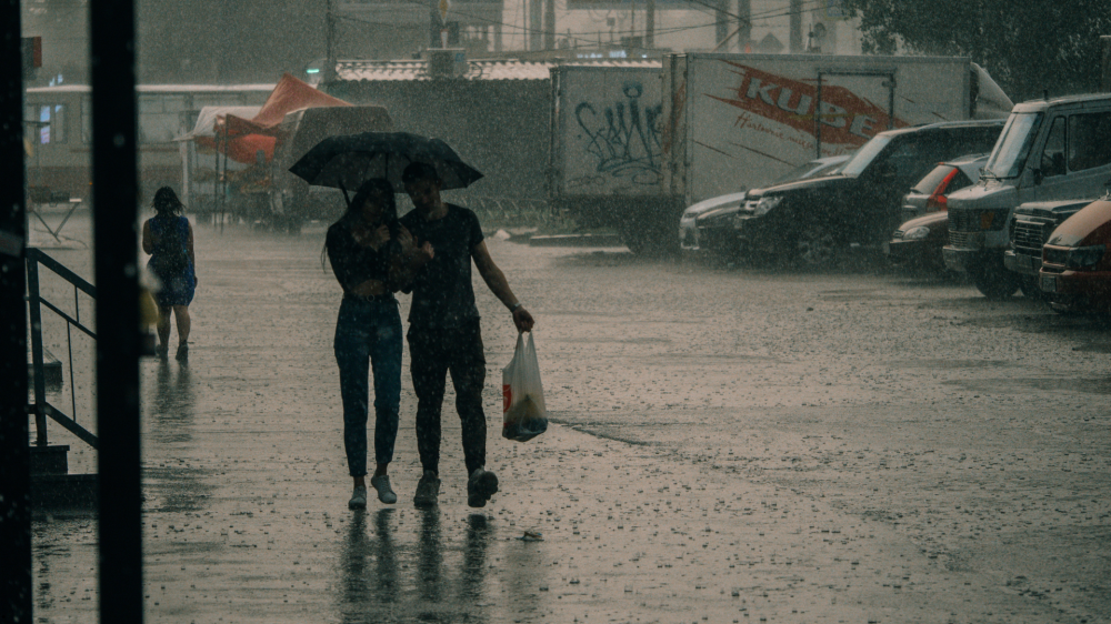 Frente fria avança e coloca MS em alerta para fortes chuvas