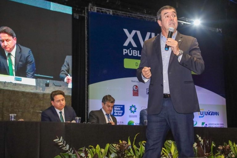 Riedel participa do encerramento do XVII Congresso de Direito Público & Empresarial do Centro-Oeste em MS