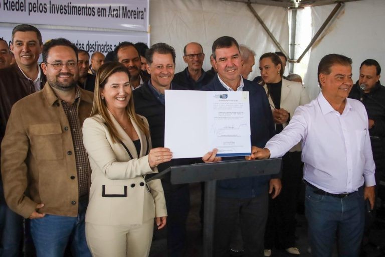 Aral Moreira recebe R$ 22 milhões do Estado para obras de infraestrutura