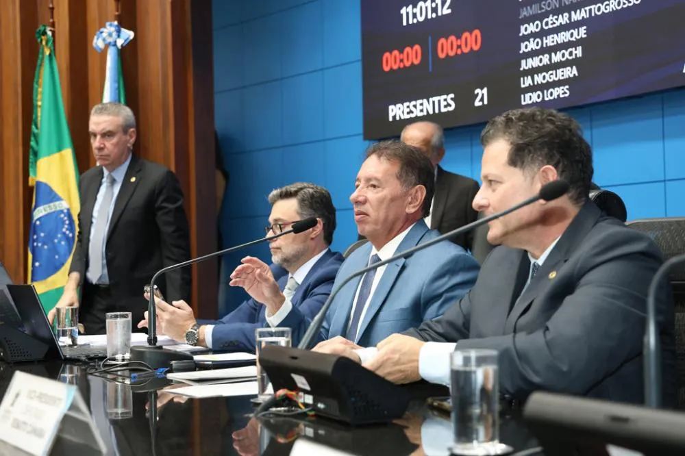 Gerson Claro solicita melhorias de segurança na rodovia MS-080 em Corguinho