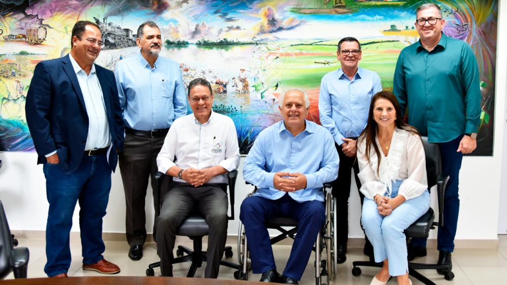 Presidente Flávio Kayatt recebe a diretoria do Hospital de Câncer Alfredo Abrão
