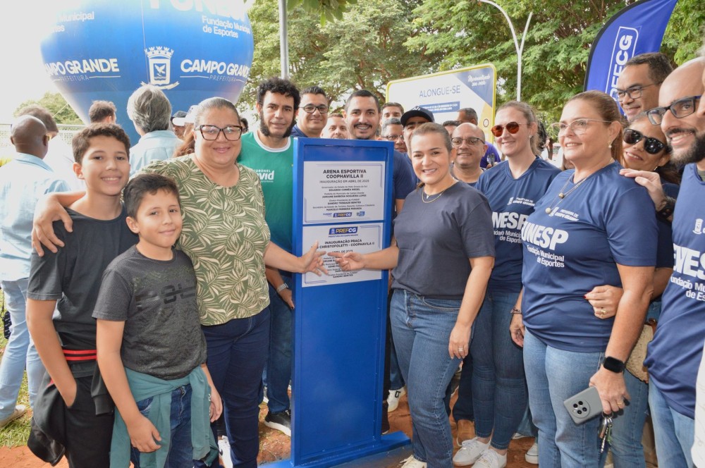 Adriane Lopes entrega área de lazer e esporte e atende antiga reivindicação no Coophavila II