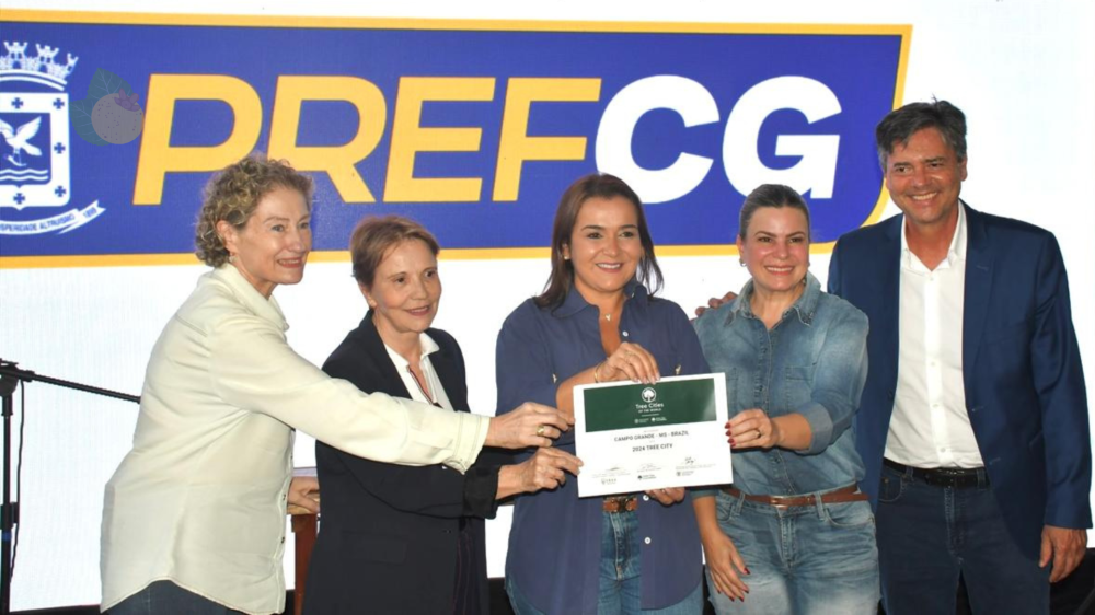 Adriane Lopes formaliza licenças ambientais e termos que asseguram criação de 240 empregos