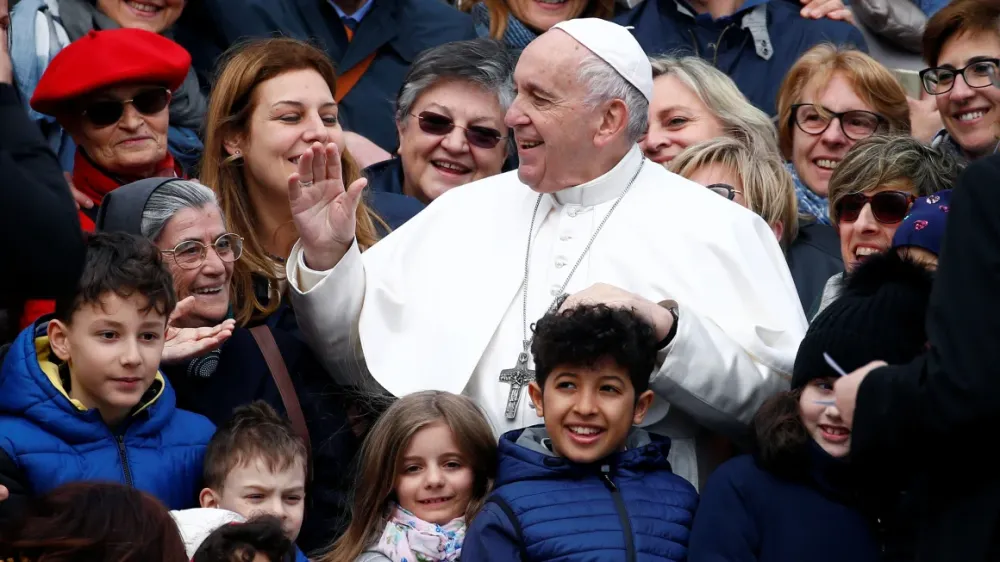Falecimento do Papa Francisco: Um Legado de Inclusão e Reforma