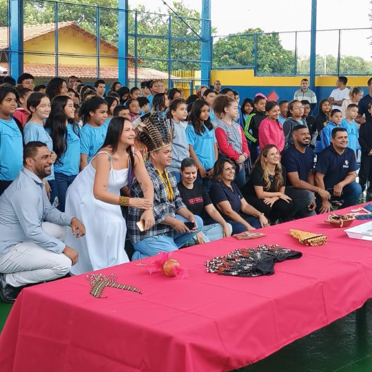 UEMS/CG recebe alunos da Escola João Cândido em ação educativa do Projeto Abril Indígena