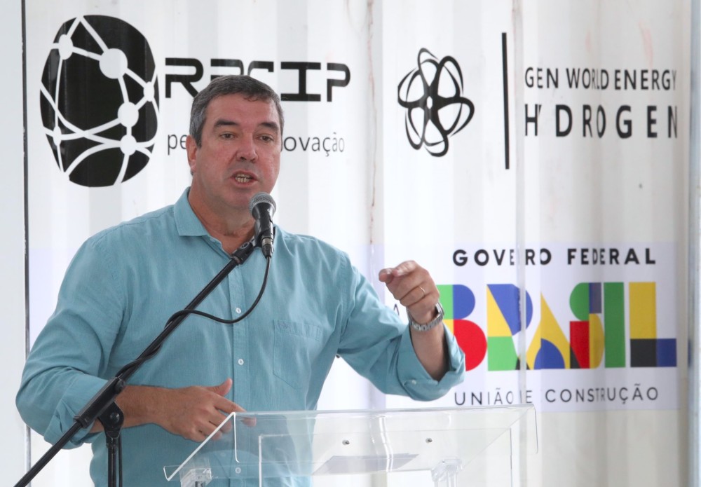 Eduardo Riedel inaugura usina de hidrogênio e reforça atração de investimentos