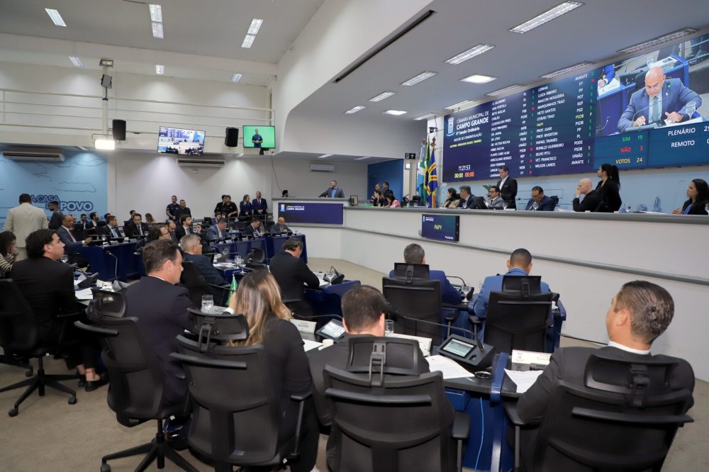 Segurança nas escolas é tema de proposta avaliada por vereadores junto a mais quatro projetos e um veto