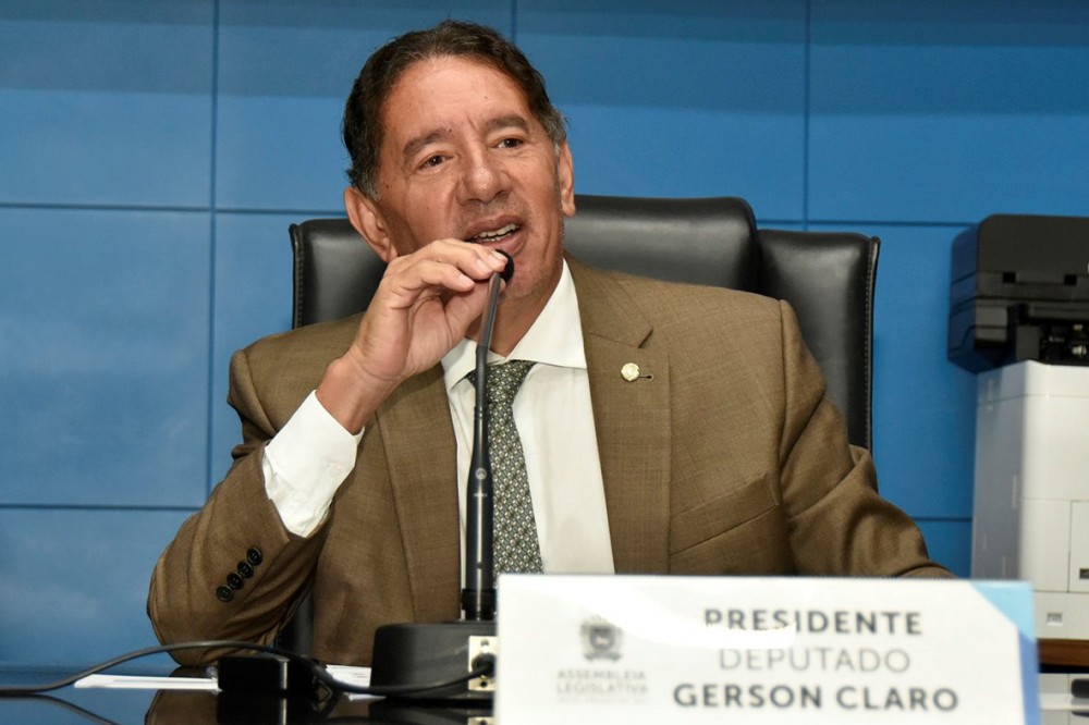 Gerson Claro entrega denúncia ao MPF e pede suspensão do leilão da BR-163 em MS
