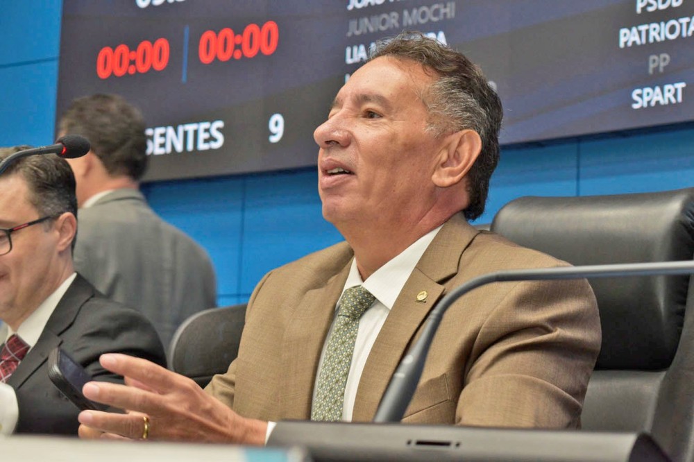 Gerson Claro apresenta moção de congratulação à escola de Miranda por destaque na ITMC 2025
